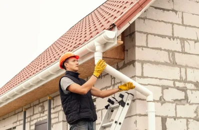 Pose et remplacement de gouttières à Weckolsheim